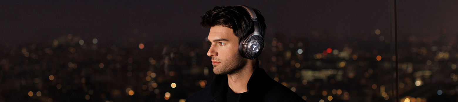 Headphones & Portable Audio